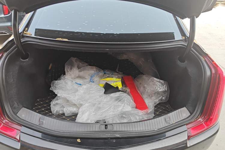 Used Cadillac XTS 2018 28T Tech Edition Trunk