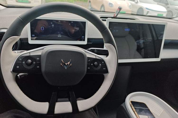 Used ARCFOX Kaola 2023 Family Edition Pro
