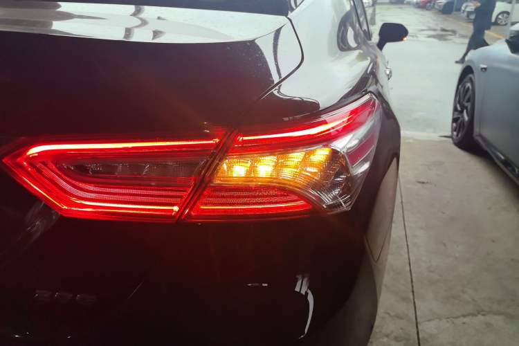 Used Toyota Camry 2023 2.0G Luxury Edition