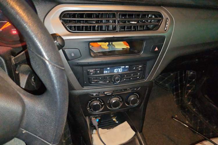 Used Citroen Elysee 2018 1.6L Manual Fashion Edition
