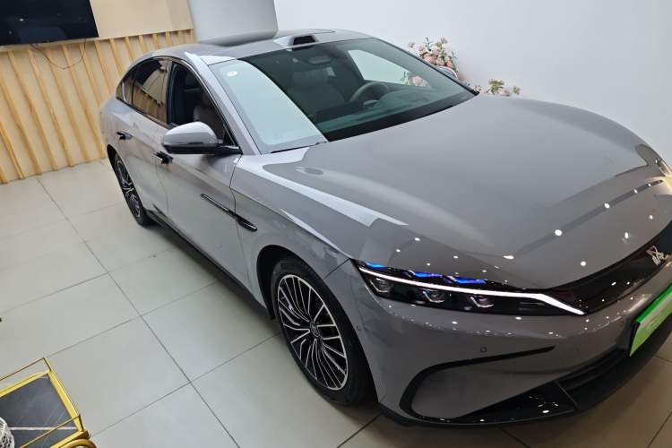 Used BYD Han 2025 DM-i Intelligent Driving Edition 125KM LiDAR Flagship Model
