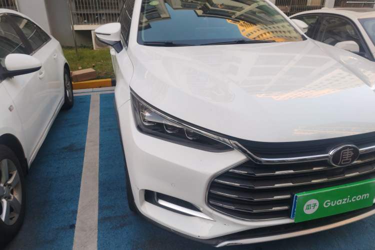 Used BYD Tang 2018 2.0T Automatic Smart Connect Prestige 7-Seater China V Standard