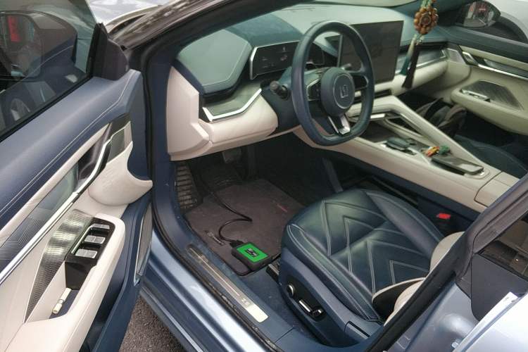 Used Zeekr 001 2023 WE Edition 100 kWh
