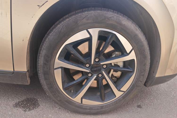 Used AION Y 2023 Plus 510 Smart Edition