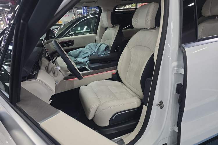 Used Zeekr 9X 2025 Ultra Edition 70kWh