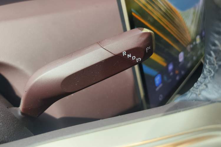 Used Avatr 11 2022 Long-Range Dual-Motor Version 4 Seats Gear Lever