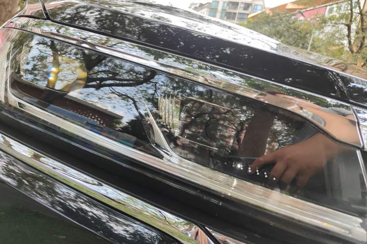 Used Volkswagen Touareg 2021 2.0 TSI Flagship Special Edition Right Front Headlight