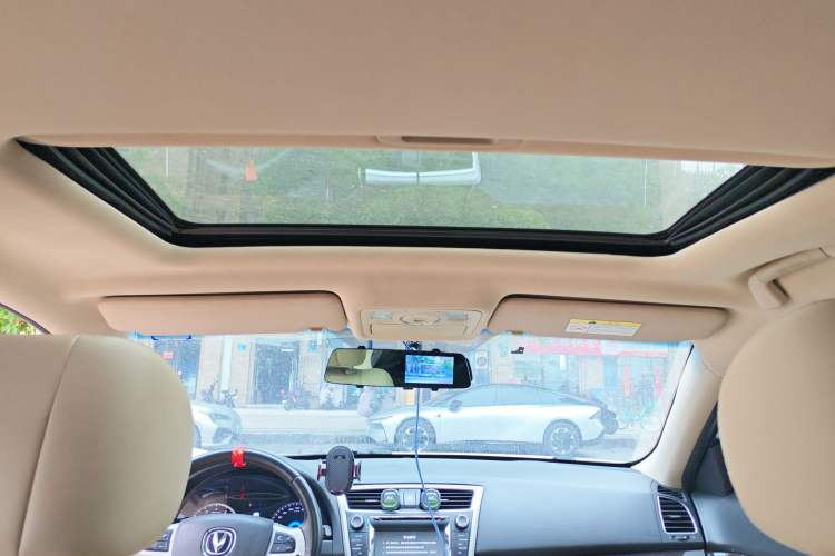 Used CHANGAN Raeton 2014 1.8T Automatic Elite Anniversary Edition China V Standard