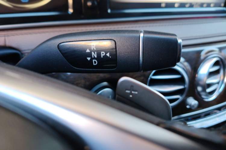 Used Mercedes-Benz S-Class 2016 S 320 L Business Model