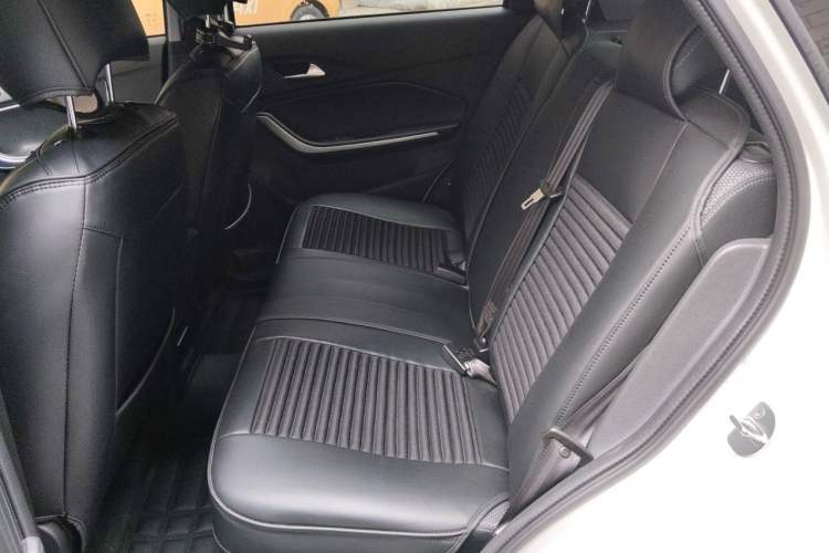 Used Chery Tiggo 3X 2024 1.5L CVT Excellence Edition Left Rear Seat