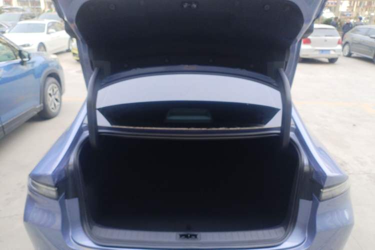 Used Nissan N6 2026 Model 180 Pro Trunk