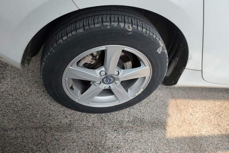 Used Volvo V40 2016 T3 Zhiyi Edition
