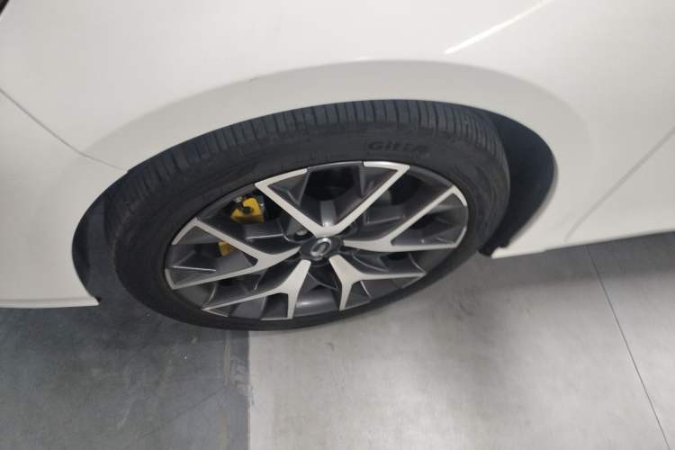 Used GAC Trumpchi EMPOW 2021 270T DCT J16 Version