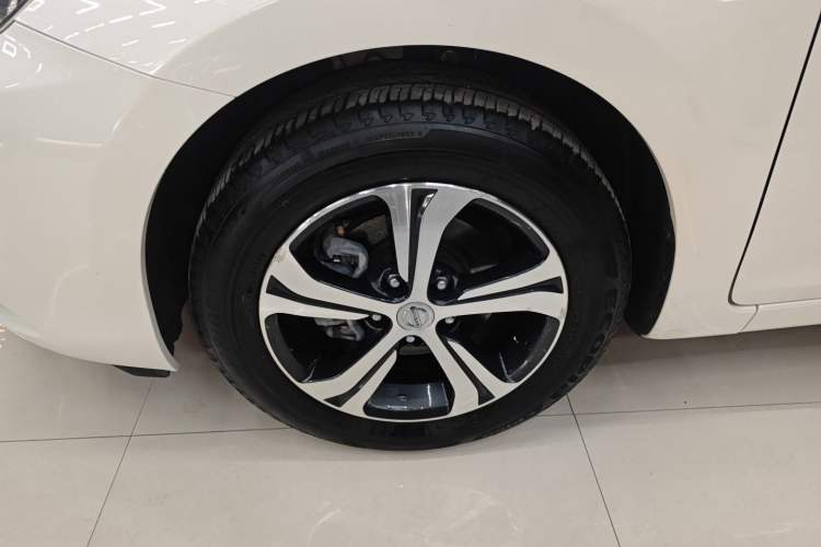 Used Nissan Tiida 2020 1.6L CVT Smart Drive Edition Left Front Wheel Hub