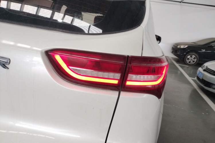 Used JETOUR X70S 2019 1.5T DCT Explore Edition 6 Seats
