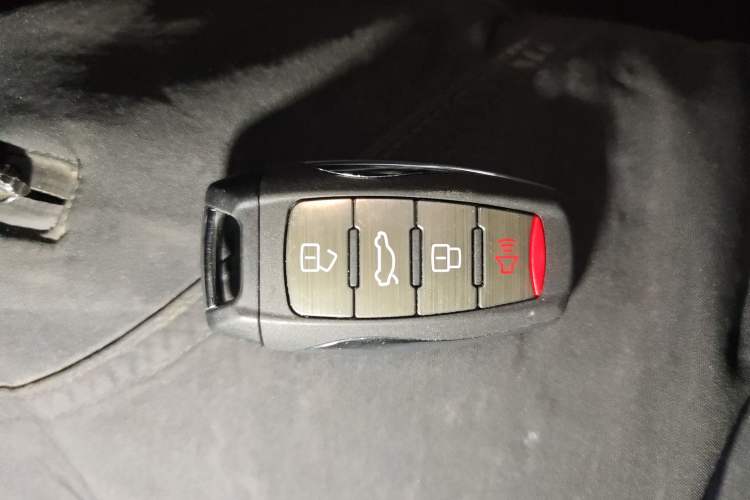 Used Haval H6 2017 Blue Label 2.0T Automatic Two-Wheel Drive Leading Model