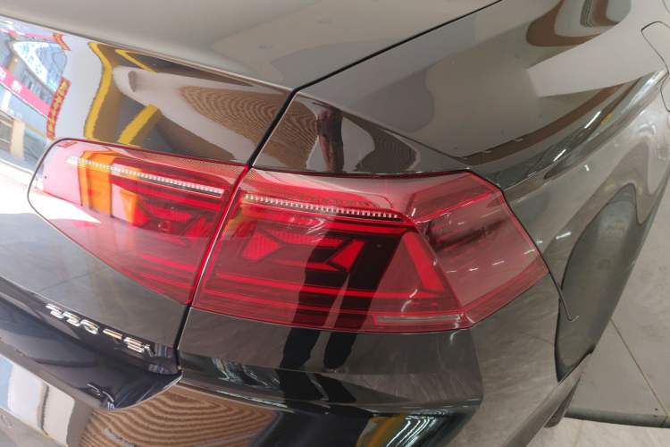 Used Volkswagen Magotan 2023 2 Million Units Commemorative Edition 330TSI DSG Luxury Version
