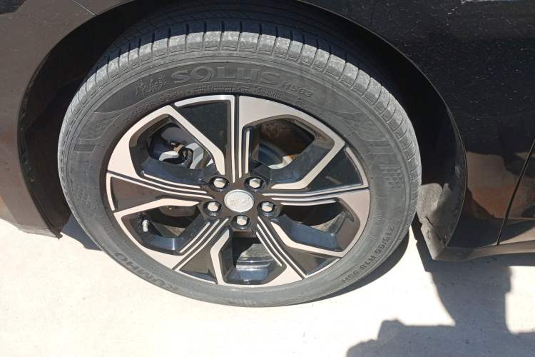 Used Hongqi E-QM5 2023 Revised Version Basic Travel Edition
