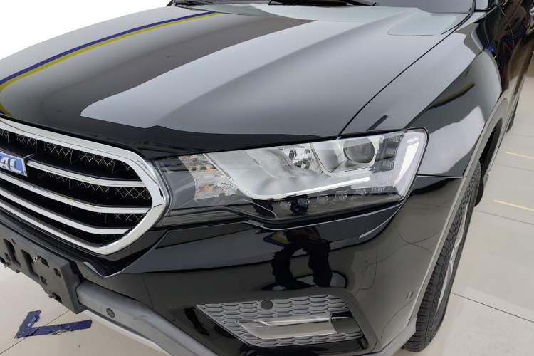 Used Haval H6 Coupe 2016 Blue Label 1.5T Automatic Two-Wheel Drive Elite Model Left Front Headlight