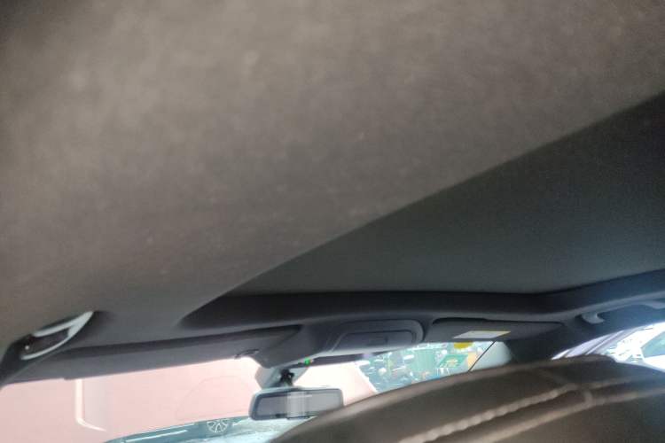 Used Cadillac XT4 2018 28T Two-Wheel Drive Tech Version