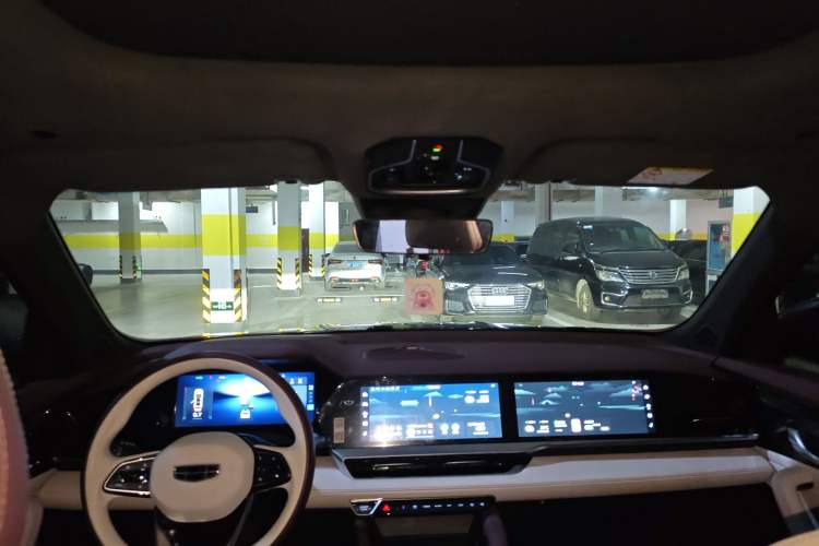 Used Geely Auto Monjaro L 2021 2.0TD DCT EVO Two-Wheel Drive Prestige Version Headliner