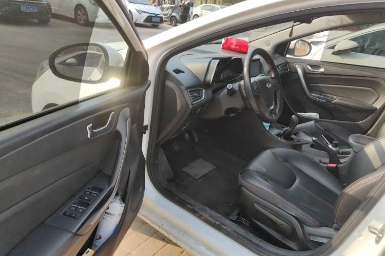 Used Chery Arrizo 5 2016 1.5L Manual Lingrui Edition