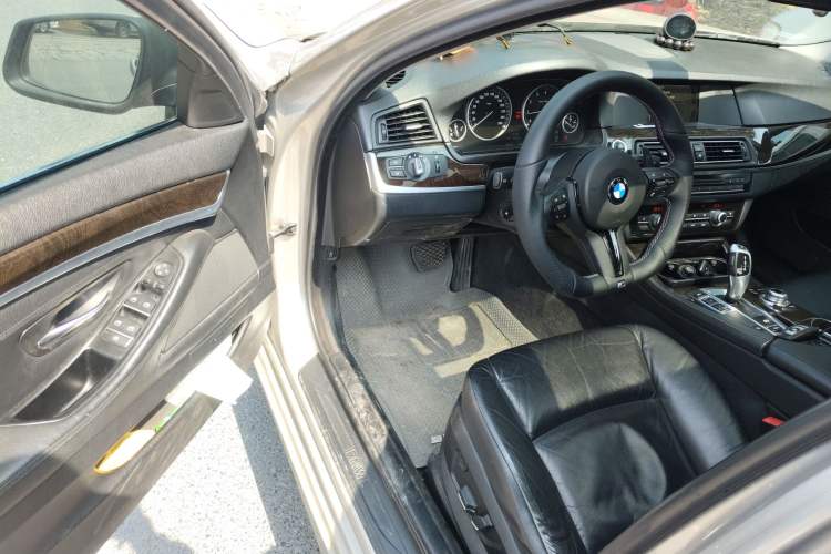 Used BMW 5 Series 2013 525Li Leading Model Driver Seat