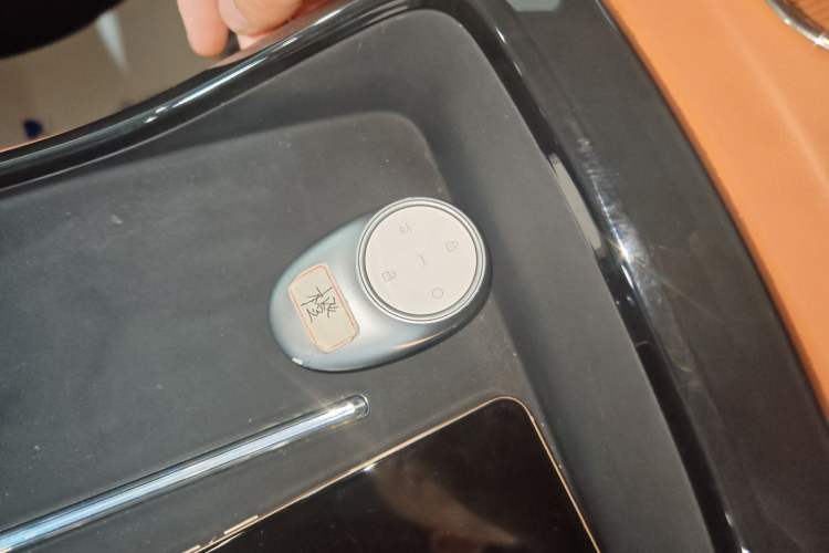 Used AION V 2024 Aion Tyrannosaurus 650 LiDAR Edition
