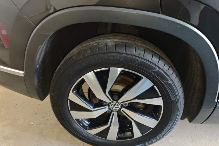 Used Volkswagen Tayron 2020 330TSI Two-Wheel Drive Luxury Smart Connectivity Version