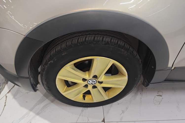 Used Volkswagen Polo 2012 1.6L Cross Polo MT