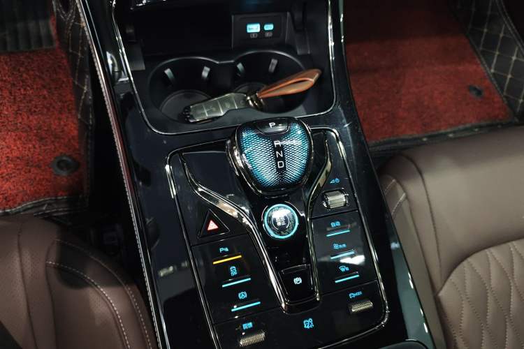 Used BYD Han 2022 EV Genesis Edition 715KM Front-Wheel-Drive Prestige Model