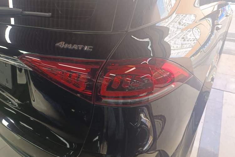 Used Mercedes-Benz GLE 2023 GLE 350 4MATIC Stylish Model
