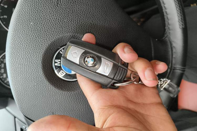 Used BMW X1 2010 sDrive18i Luxury Model Vehicle Key