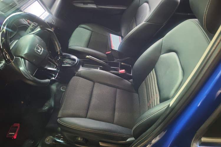 Used Honda Fit 2016 1.5L LXS CVT Comfort Sunroof Version Left Front Seat