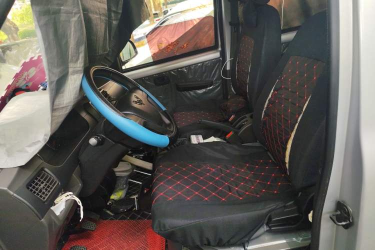 Used Wuling Rongguang 2021 1.5L Extended Basic Version L3C Left Front Seat