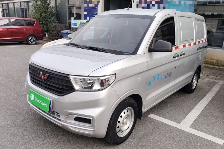 Used Wuling Hongguang V 2021 1.5L Jingqu Edition Enclosed-Window Vehicle LAR