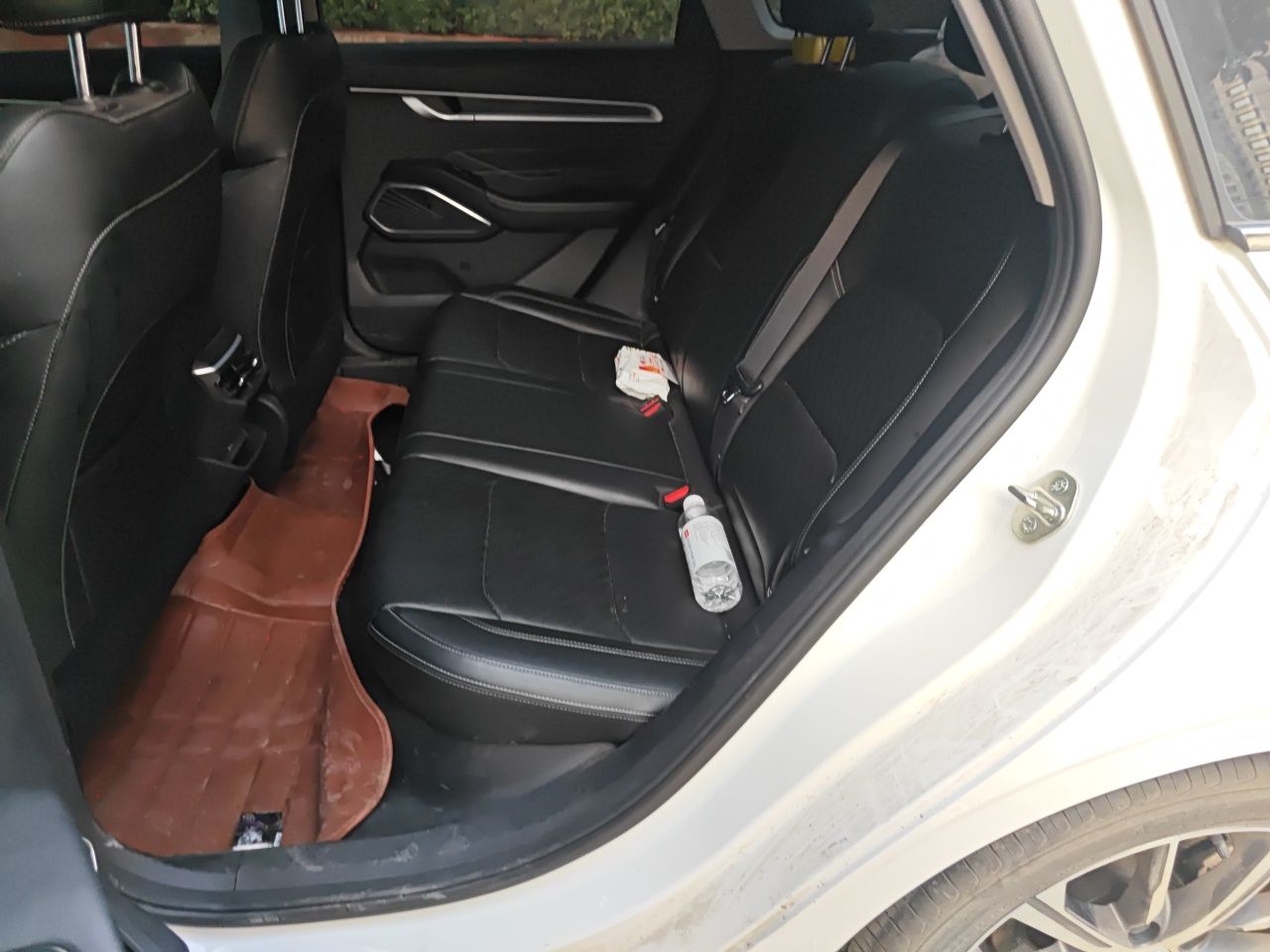 Geely Auto Emgrand 2022 4th Generation 1.5L CVT Luxury Model - Premium — снимка 17