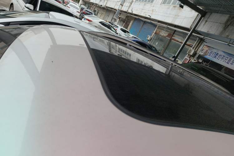 Used Volkswagen Tiguan L 2021 330TSI Automatic Two-Wheel Drive R-Line Enhanced Edition
