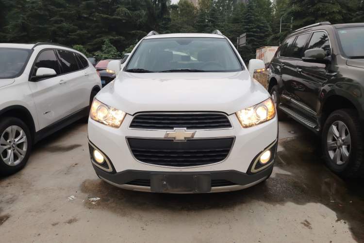 Used Chevrolet Captiva 2015 2.4L Two-Wheel Drive Urban Version 5 Seats