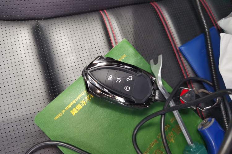 Used BAIC Off-Road BJ40 2018 PLUS 2.3T Automatic Four-Wheel Drive Flagship Version China V Emission Standard Vehicle Key