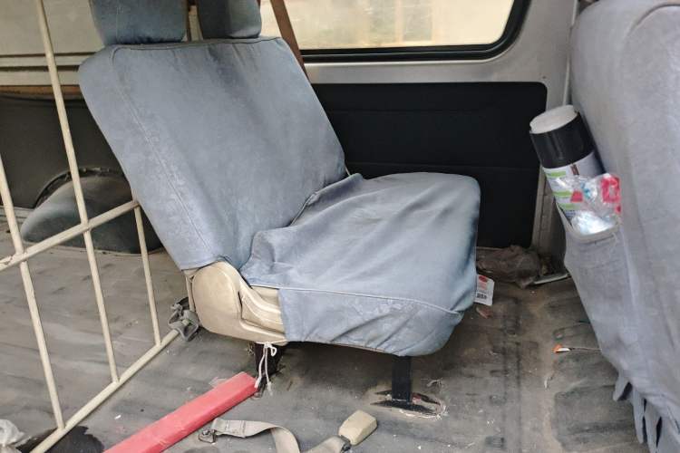 Used CHANGAN KAICHENG Ruixing M80 2014 1.5L Base Version (4-Seater) 4G15S Left Rear Seat