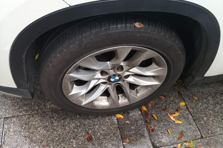 Used BMW X1 2014 sDrive18i Leading Model
