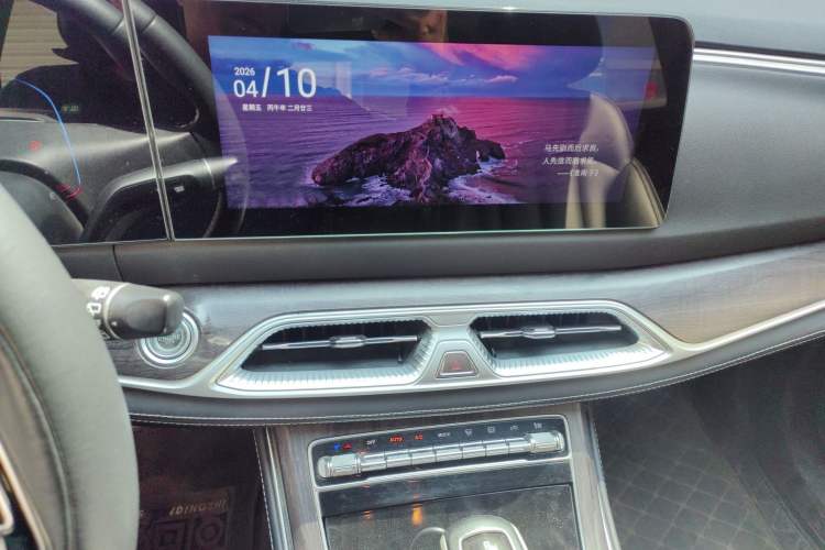 Used Dongfeng Fengon 580 2022 1.5T Automatic Enjoyment Model Audio And AC Panel