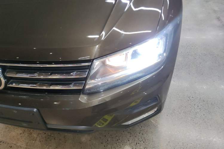 Used Volkswagen Tiguan L 2017 330TSI Automatic Two-Wheel Drive Luxury Edition