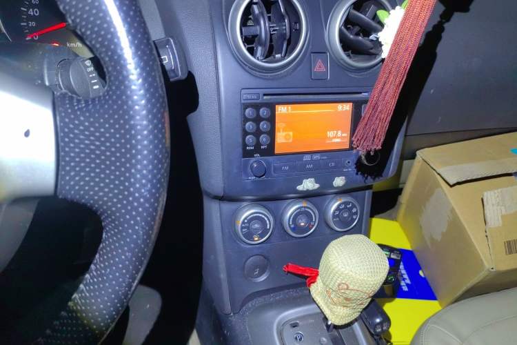 Used Nissan Qashqai 2010 20X LE CVT 2WD Audio And AC Panel