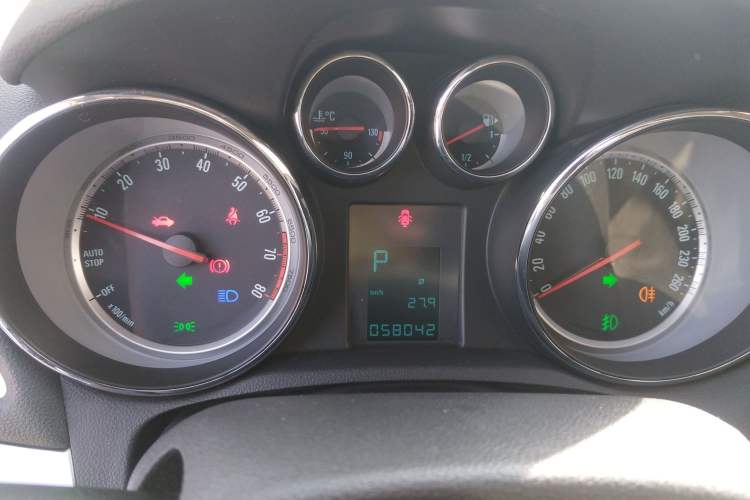 Used Buick Encore 2015 1.4T Automatic Two-Wheel Drive Urban Elite Version