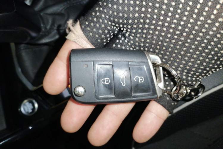 Used Volkswagen Tayron 2020 330TSI Two-Wheel Drive Luxury Connected Pro Edition
