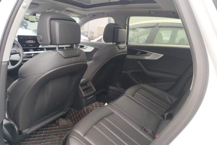 Used Audi A4L 2024 40 TFSI Fashion Dynamic Model