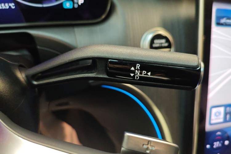 Used Mercedes-Benz C-Class 2022 Revised C 260 L Starry Night Sport Edition Gear Lever