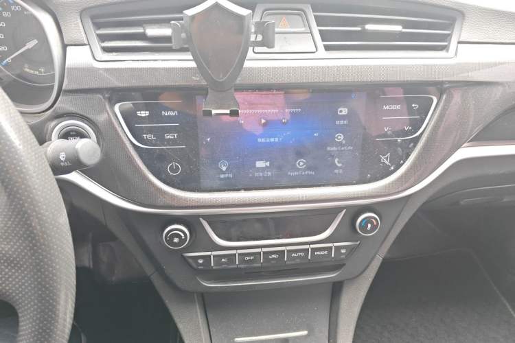 Used Geely Auto Emgrand 2017 Sedan Million Edition 1.5L Manual - Upward Version
